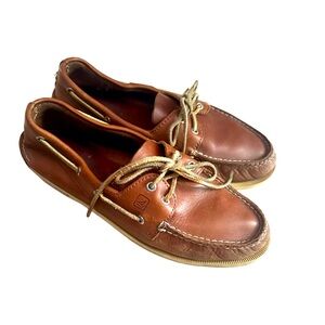Sperry Topsiders